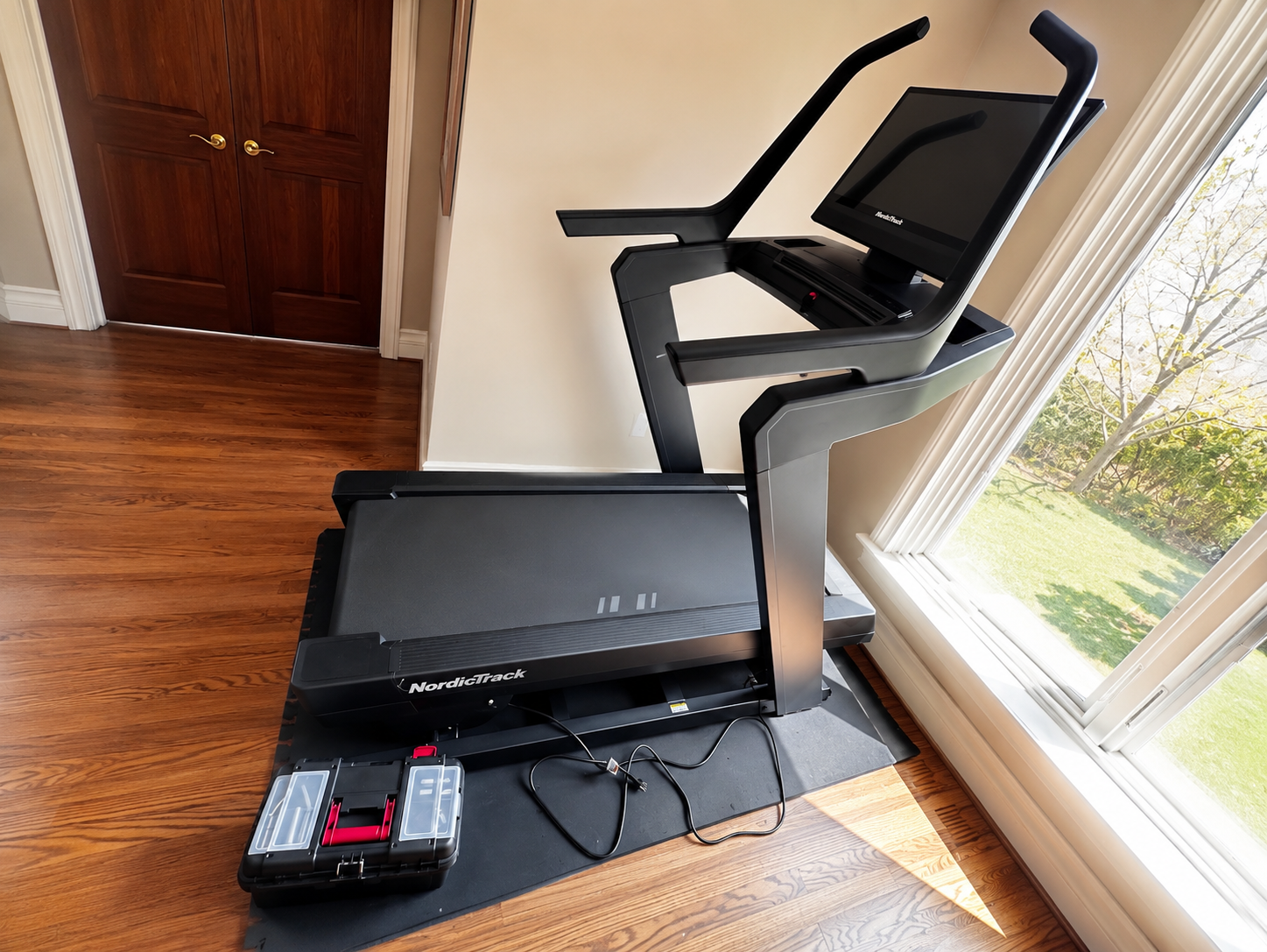 Exercise bike delivery, assembly, resistance troubleshooting, electrical diagnostics, relocation, and haul-away service in Central Ohio.